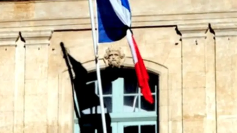 Béziers : polémique sur les drapeaux en berne le 19 mars, les anciens combattants protestent