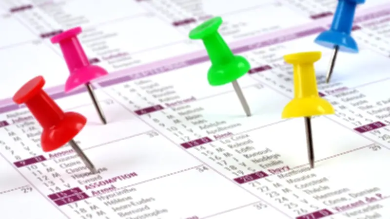 Calendrier Scolaire 2022-2023 : Dates des Vacances et Jours Fériés pour Organiser Votre Année