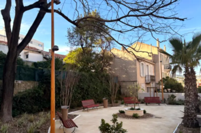 Cannes : David Lisnard inaugure un square rénové pour son nouveau mandat