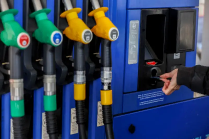 Carburants : comment protéger les Français sans nuire à la transition écologique