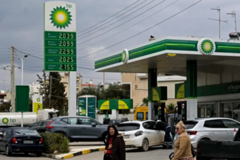 Carburants : les mesures européennes pour le pouvoir d'achat face à la flambée des prix