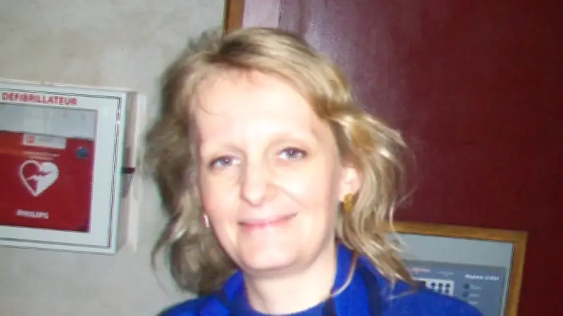 Carnaval médiéval : des enfants créent leurs masques à la chartreuse de Villeneuve-lès-Avignon