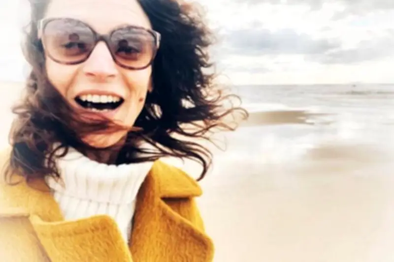 Caroline Brissat expose ses toiles maritimes au théâtre Olympia d'Arcachon