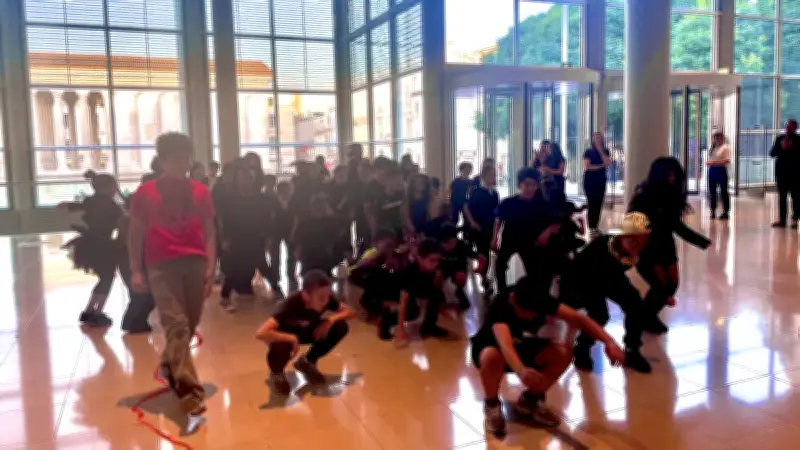 Carré d'Art en fête : les élèves de Paul-Langevin dansent l'histoire du musée