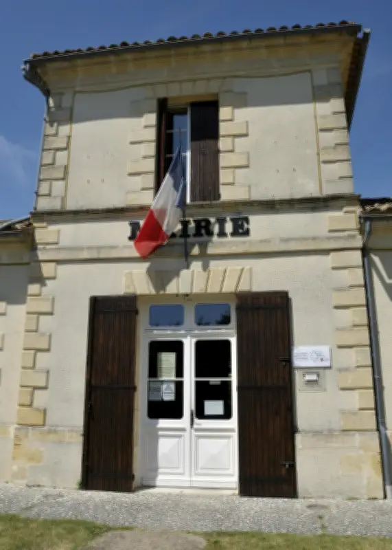 Cartelègue : Bulletins de vote non conformes pour les élections municipales du 15 mars