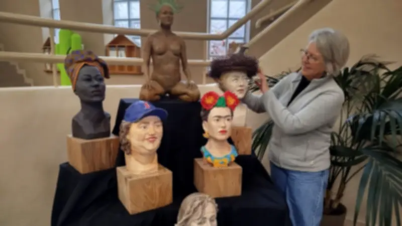 Catherine Gautier rend hommage aux femmes par la sculpture à Saint-Quentin-la-Poterie