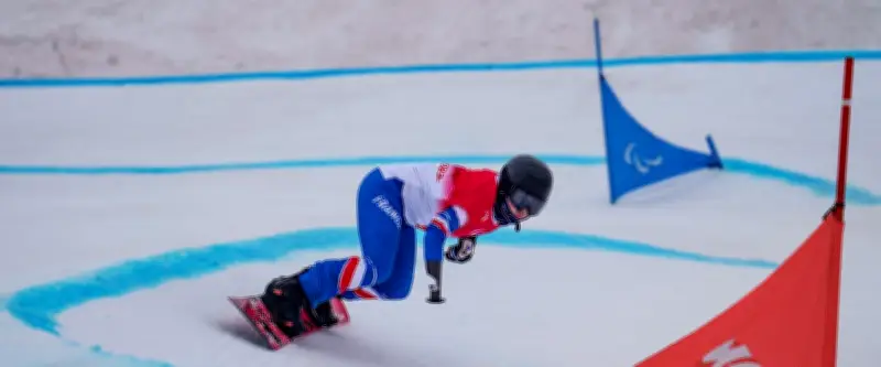 Cécile Hernandez conserve son titre en snowboardcross aux Jeux Paralympiques d'hiver 2026