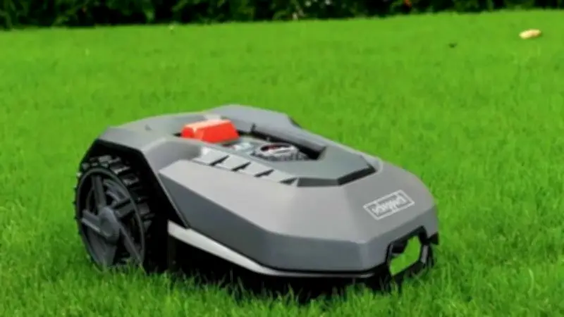 Cdiscount baisse le prix du robot tondeuse Scheppach pour le printemps