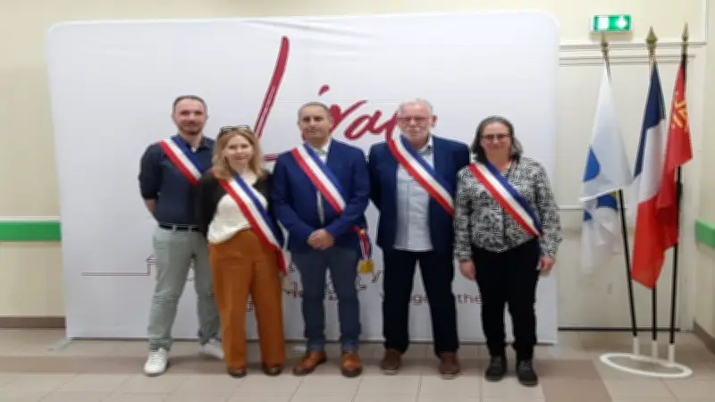 Cédric Clémente élu maire de Lirac à l'unanimité avec une nouvelle équipe