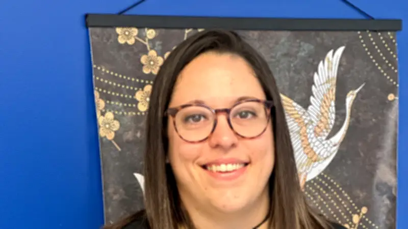 Charlène Belvèze ouvre son cabinet de Shiatsu et Fleurs de Bach à Sérignan