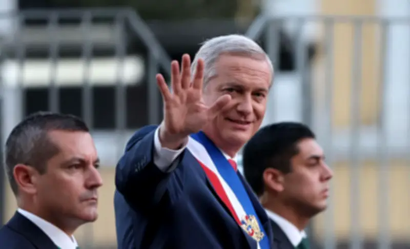 Chili : le président Kast lance un gouvernement d'urgence et durcit la politique migratoire