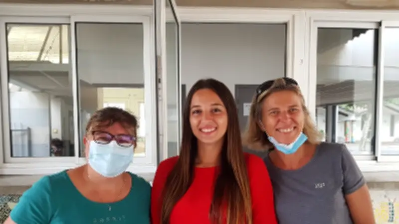 Chloé Cabanon, nouvelle professeure, rend hommage à ses anciennes maîtresses