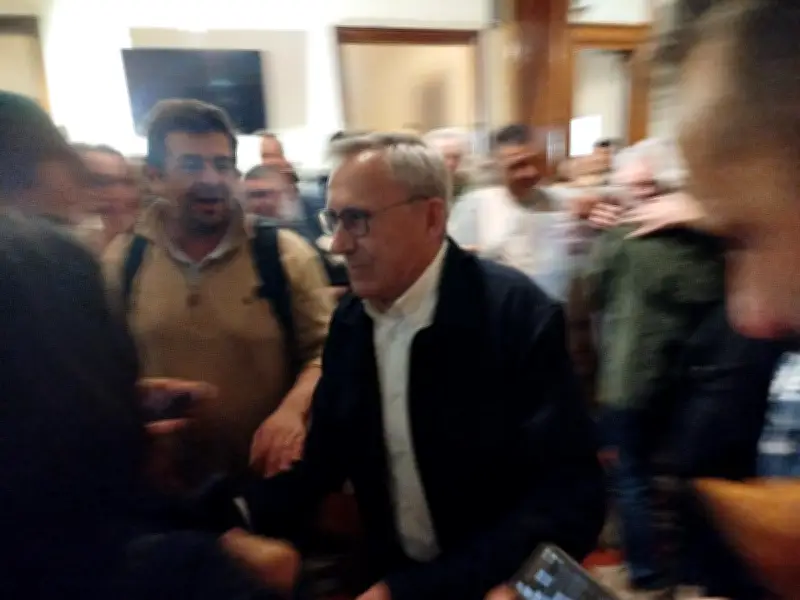 Christian Bagate renverse Clément Rossignol Puech et devient maire de Bègles