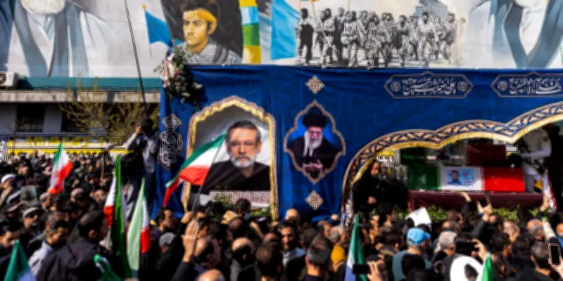 Christian Jambet : la mort du guide suprême iranien saluée comme celle d'un imposteur