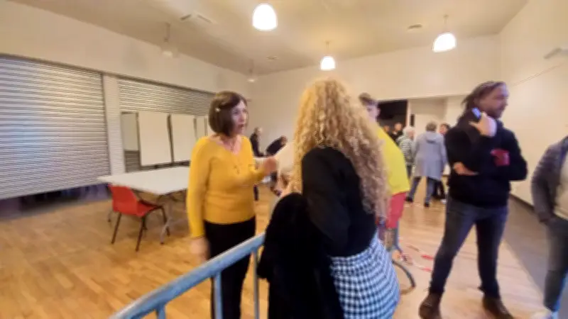 Christine Vernon élue première femme maire de Bords après une victoire serrée de deux voix