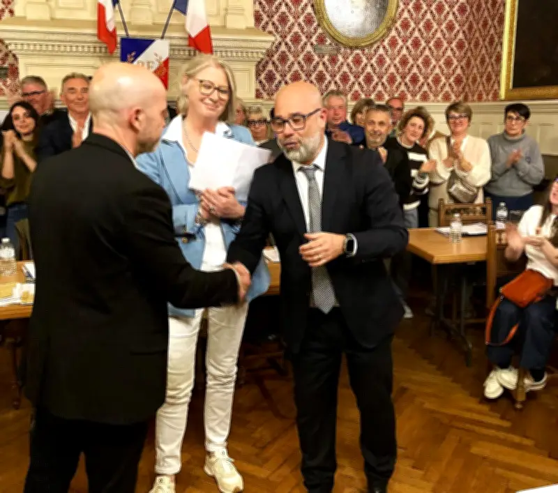 Christophe Cabri triomphe à Jonzac avec 65,36% des voix face à Jean-François Mougard