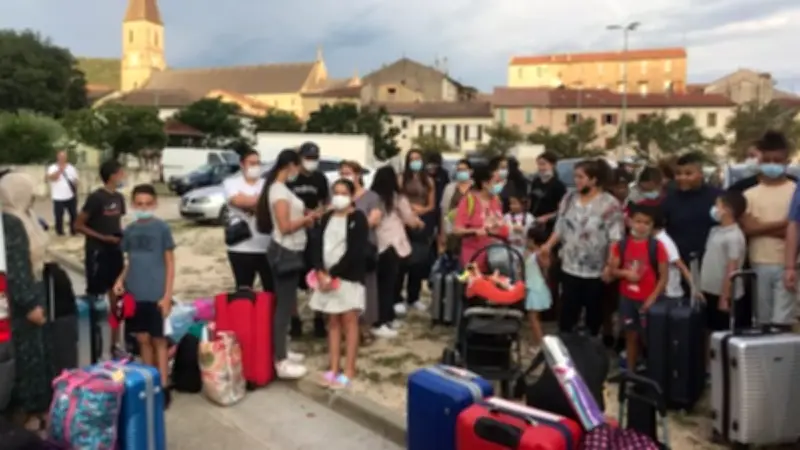 Cinquante Grand-Combiens partent en vacances à Fréjus avec le centre social