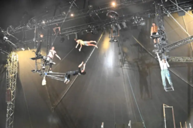 CirkVOST prépare son spectacle aérien « TRAXXx » en résidence à Boulazac-Isle-Manoire