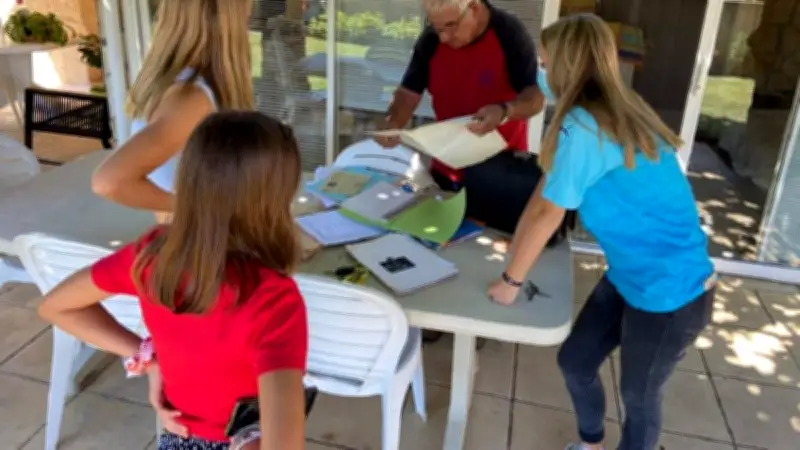 Claude Cancel initie les adolescents au patrimoine local par la photographie argentique