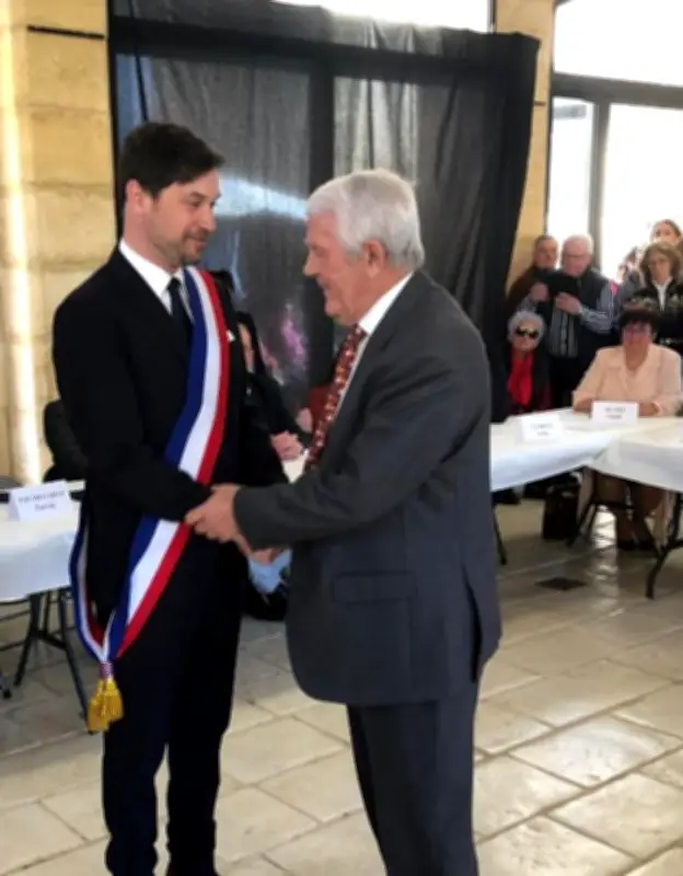 Clément Bijou élu maire de Val-de-Louyre-et-Caudeau avec 17 voix