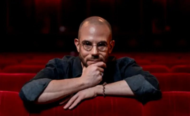 Clément Viktorovitch dévoile 'L'Art de ne pas dire' à Bergerac en pleine campagne municipale