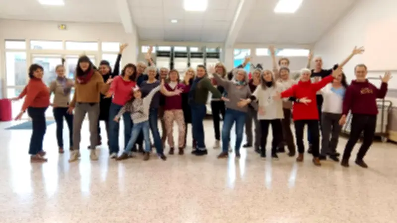 Cocagne : la magie du chant choral mêlée à l'humour sur scène dans le Gard