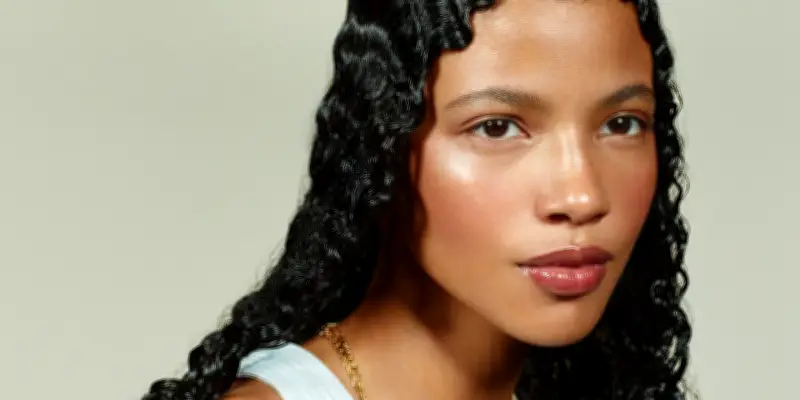 Coco Capitán célèbre la beauté latine après le Super Bowl de Bad Bunny