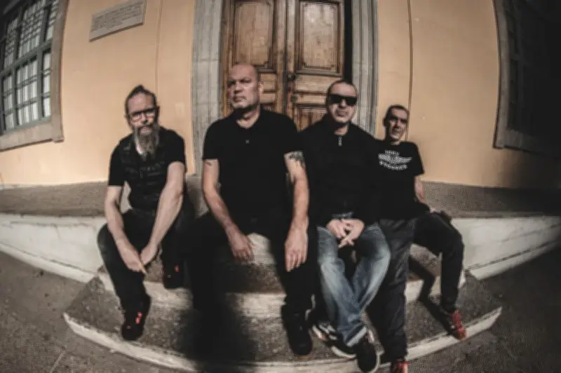 Concert au Moulin du Rousseau : Zëro et Ant Nebulä électrisent Périgueux