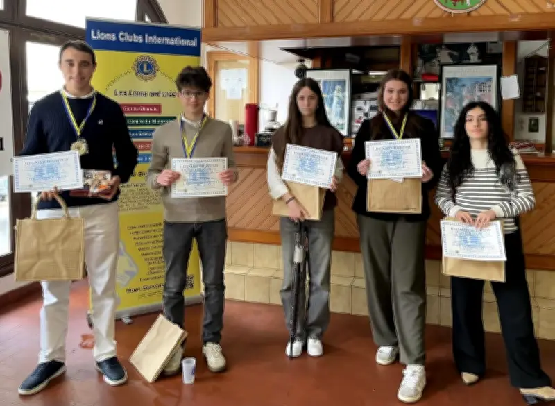 Concours d'éloquence des Lions Clubs : des lycéens brillent sur Gandhi