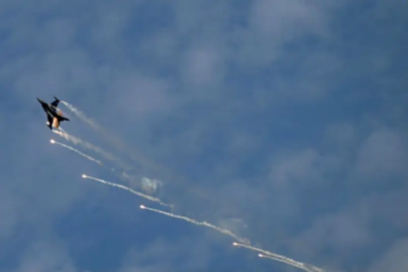 Conflit au Moyen-Orient : Israël frappe l'Iran, pétrole en flambée, et actualités du lundi