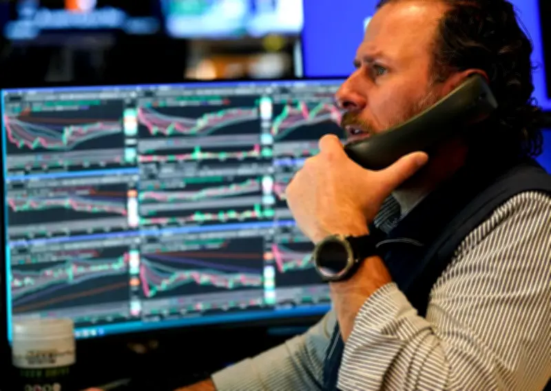 Conflit Iran : les marchés énergétiques en ébullition, les Bourses mondiales reculent