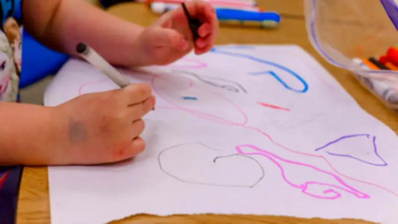 Convention citoyenne sur les temps de l'enfant : début des travaux pour repenser les rythmes scolaires et extrascolaires