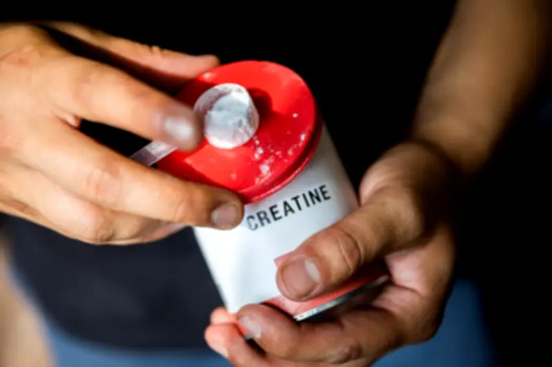 Créatine : bien plus qu'un complément sportif, des bénéfices pour le cerveau et la santé