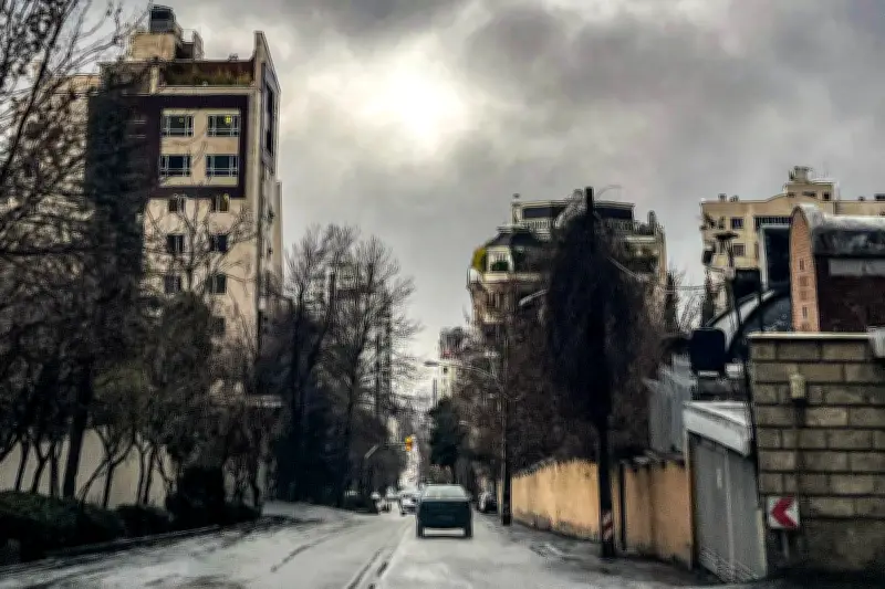 Crise au Moyen-Orient : Téhéran plongée dans le noir, nouveau guide suprême en Iran, Trump menace Cuba