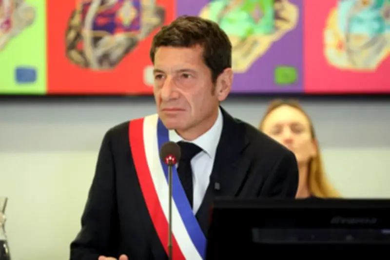 Crise chez Les Républicains : David Lisnard annonce son départ, tensions à gauche et incertitudes sur les JO 2030 à Nice