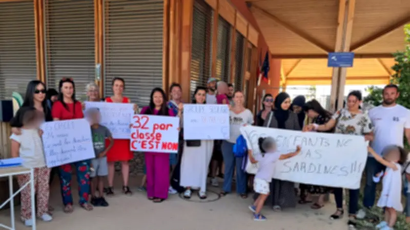 Crise dans l'éducation gardoise : enseignants en burn-out et mobilisations contre les fermetures de classes