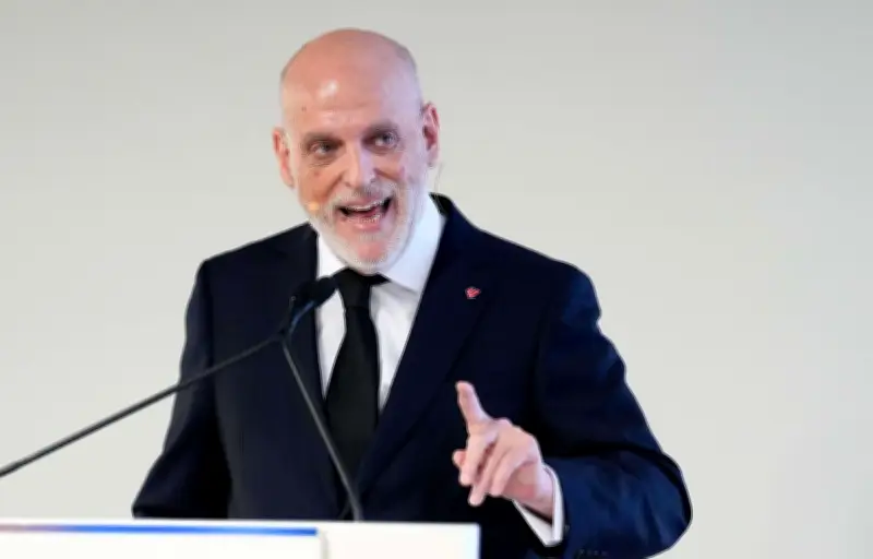 Crise du football français : Javier Tebas pointe les problèmes de gouvernance et de stabilité