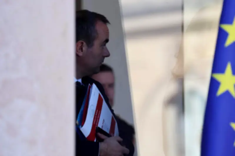 Crise pétrolière au Moyen-Orient : le gouvernement écarte une baisse des taxes sur les carburants