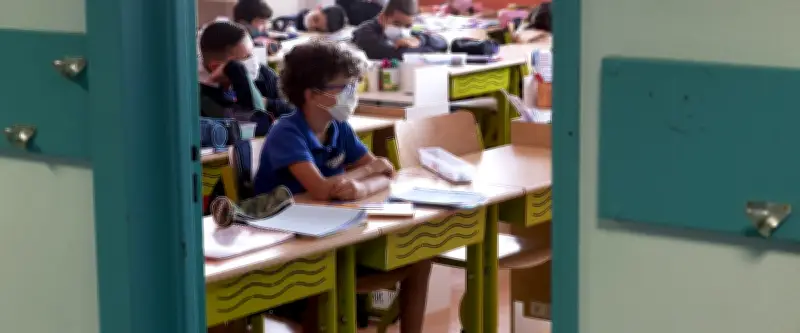 Crise scolaire : grève enseignante et explosion des cas Covid plongent les écoles dans le chaos