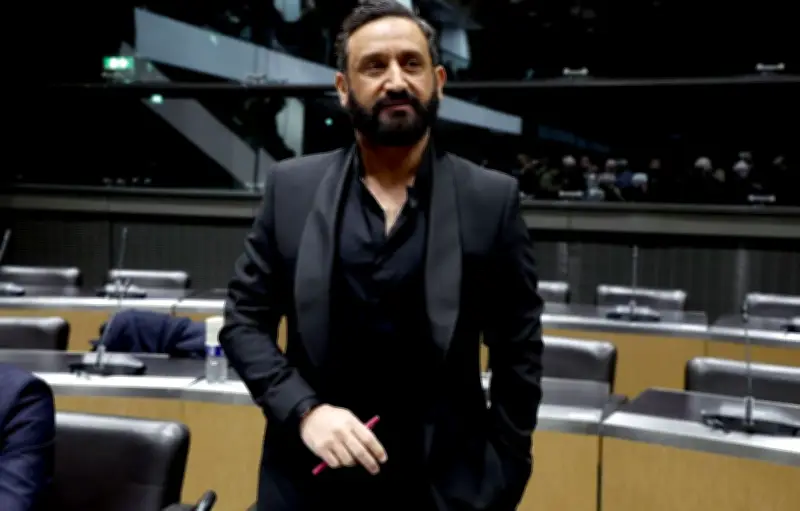 Cyril Hanouna prend parti pour Charles Alloncle contre Samuel Etienne après l'audition parlementaire