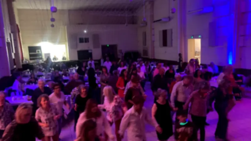 Dance Machine organise un nouveau dîner dansant à Montblanc dans l'Hérault