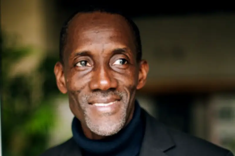 Daniel Schneidermann dénonce les contrôles au faciès dans une interview percutante