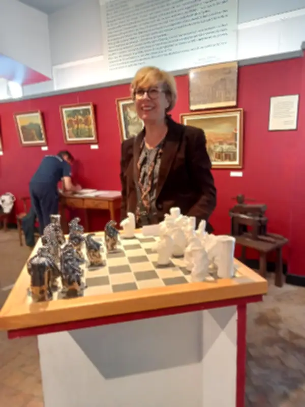 Danièle Martin expose ses sculptures céramiques à la galerie dacquoise jusqu'au 31 mars