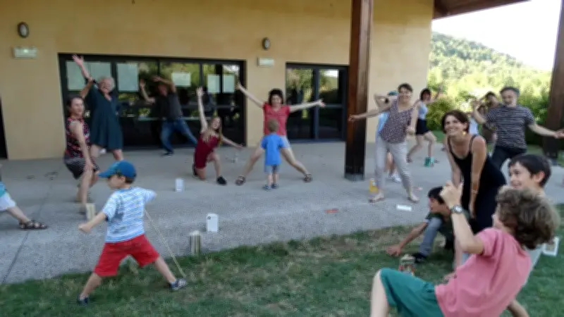 Danse ton Poche : Quand la lecture rencontre la chorégraphie à Carnas