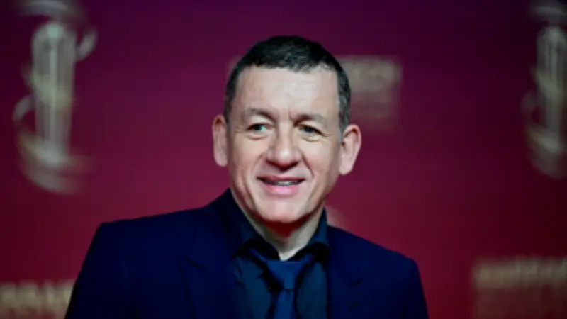 Dany Boon révèle comment il a simulé la folie pour éviter le service militaire
