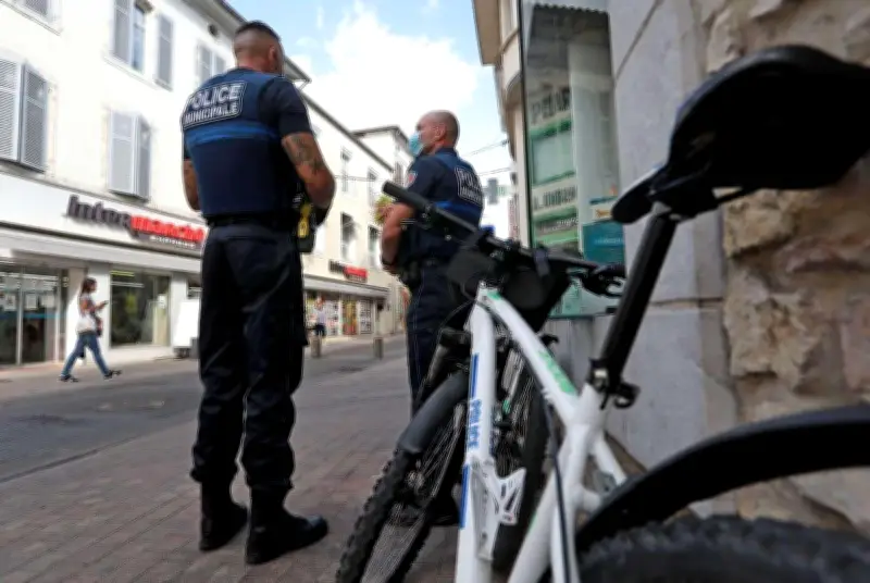 Dax : un SDF condamné à 18 mois de prison pour violences sur des policiers municipaux
