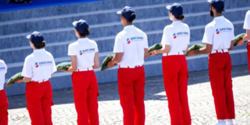 Débat Jeunesse : Comment Construire une Nation Solidaire Face aux Crises Mondiales ?