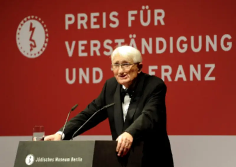 Décès de Jürgen Habermas, le philosophe allemand qui a façonné la pensée européenne
