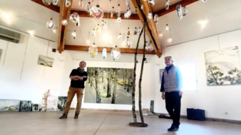 « De plume et d’écorce » : une exposition immersive au parc VAM d’Octon