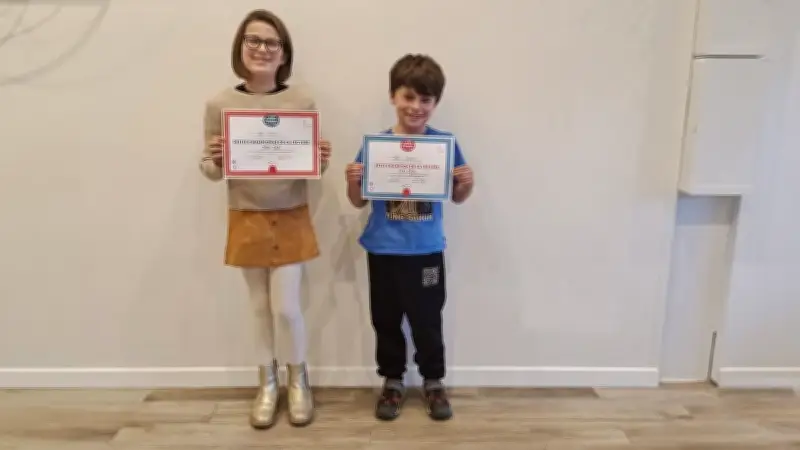 Deux jeunes lecteurs brillent à Saint-Drézéry, qualifiés pour la finale départementale